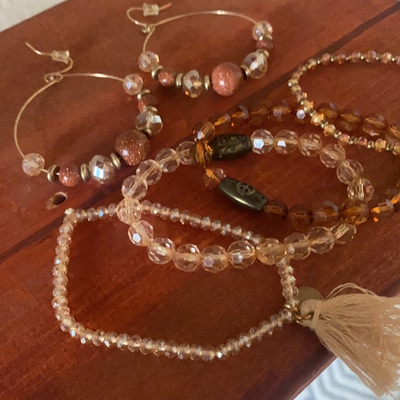 Earring & bracelet set - Picture 2 of 3